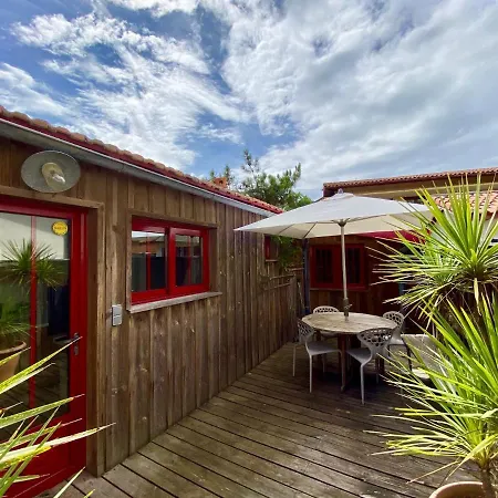 Idyllic Right Near The Dunes In Cap Ferret * Леж-Кап-Ферре